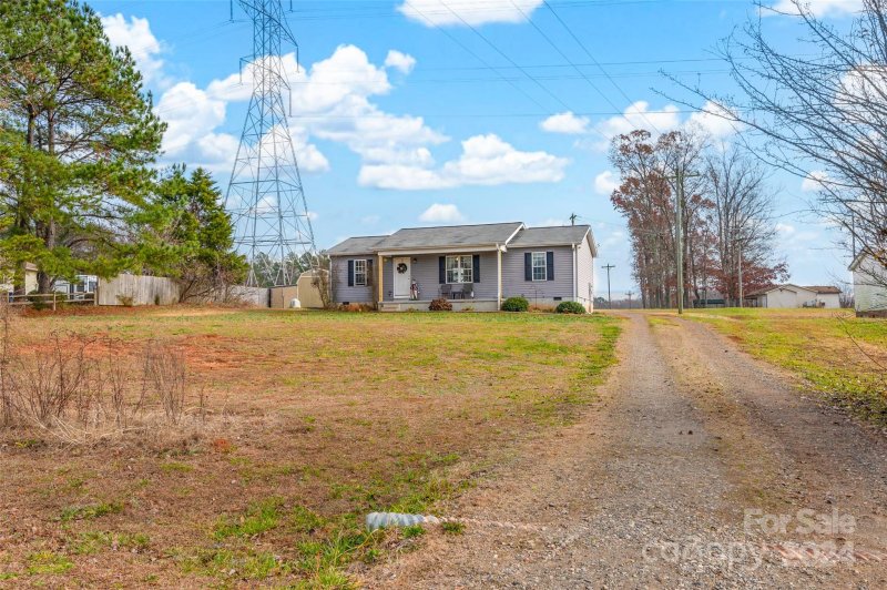 Property image 4 at 1220 Lynn Lane, Catawba, NC 28609
