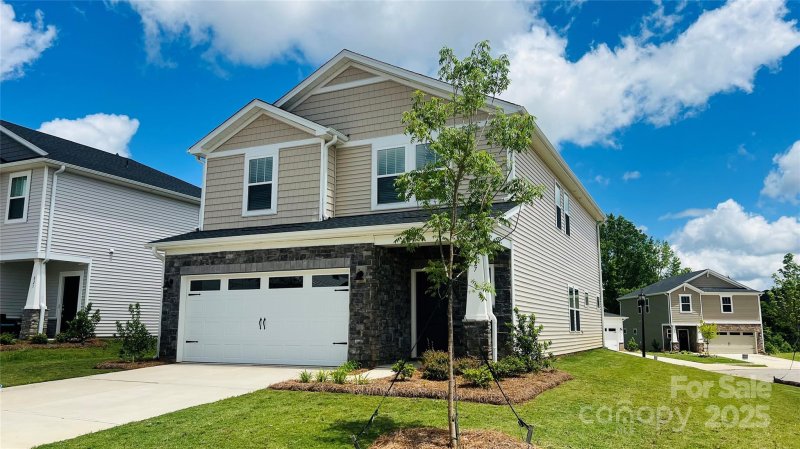 827 Blue Canyon Drive