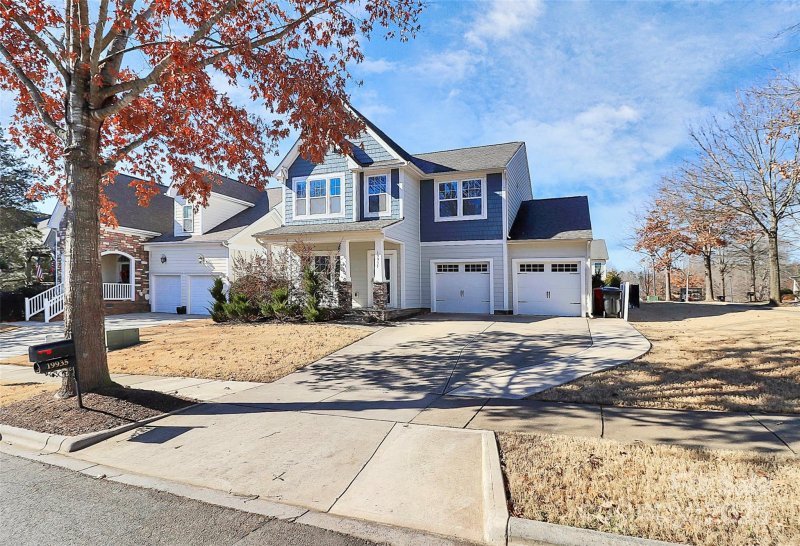 Property image 3 at 19935 Wooden Tee Drive, Davidson, NC 28036