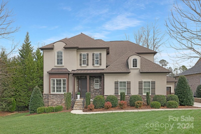 7207 Yellowhorn Trail