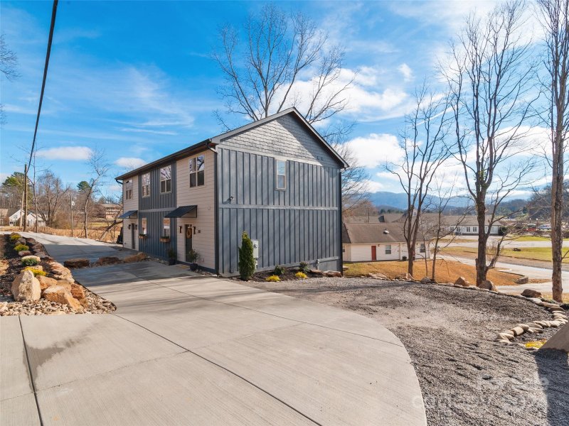 Property image 3 at 282 County Road, Waynesville, NC 28785