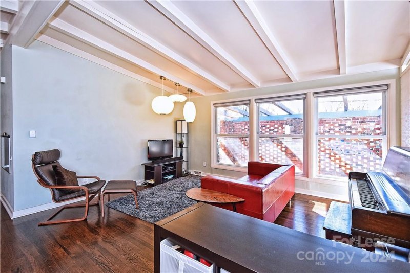 Property image 4 at 3111 Spring Valley Road, Charlotte, NC 28210