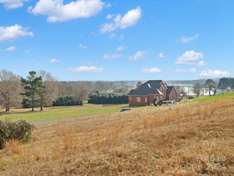 Property image 2 at 208 Cross Creek Drive, Cherryville, NC 28021