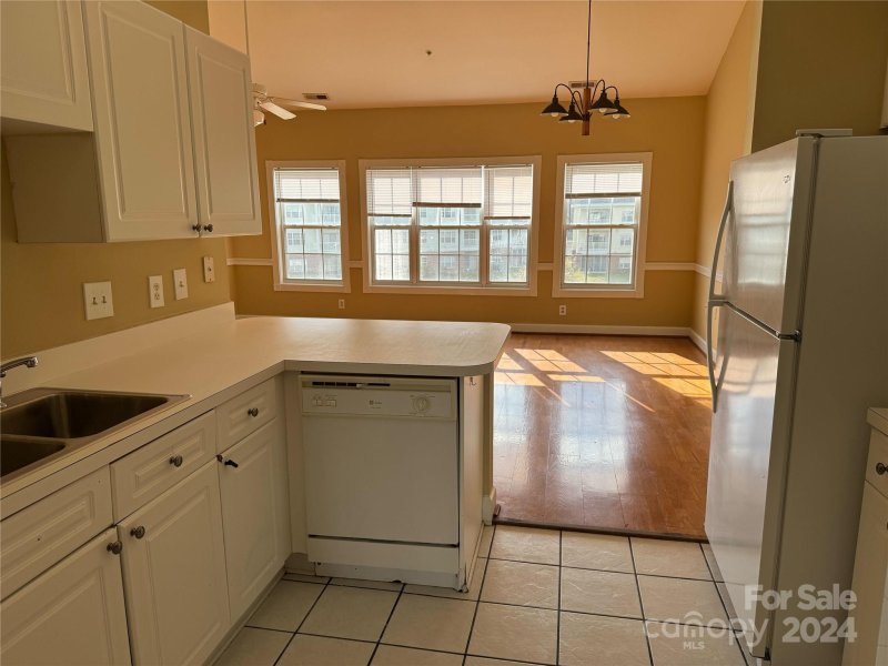 Property image 3 at 9135 Meadow Vista Road, Charlotte, NC 28213