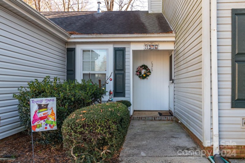 Property image 3 at 1576 Hunt Club Court, Rock Hill, SC 29732