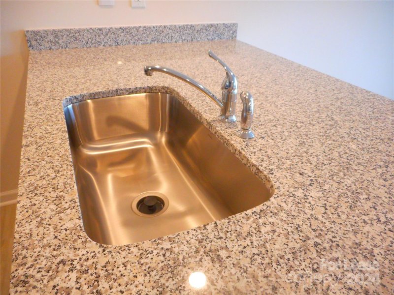 Property image 5 at 4167 Lurelin Lane, Charlotte, NC 28262