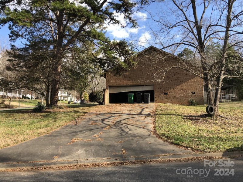 Property image 4 at 7221 Leaves Lane, Charlotte, NC 28213