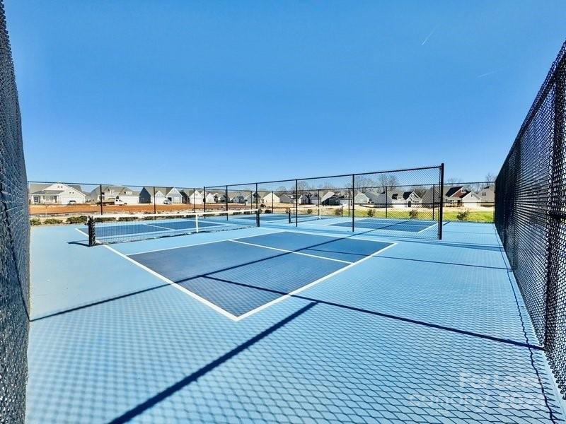 Property image 2 at 228 White Apple Way, Statesville, NC 28625