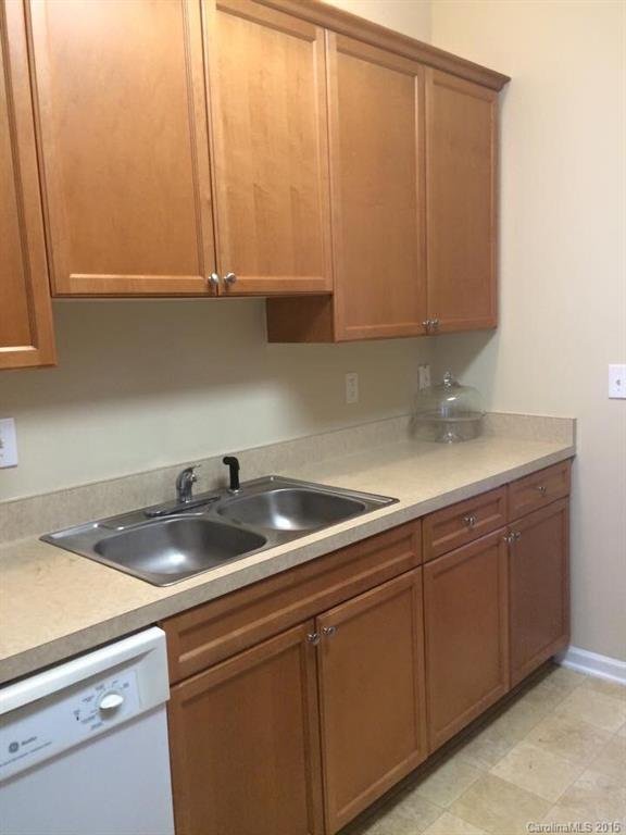 Property image 3 at 4104 Kenton Glenn Court, Concord, NC 28027