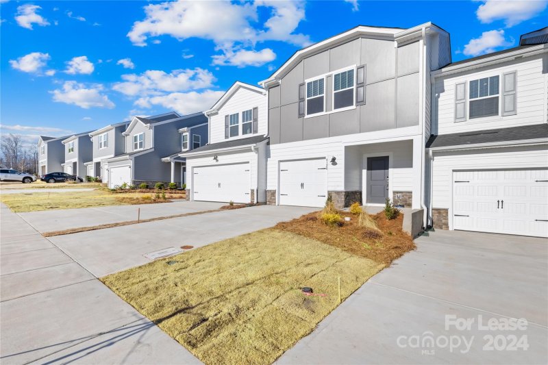 Property image 2 at 4120 County Down Avenue, Kannapolis, NC 28081