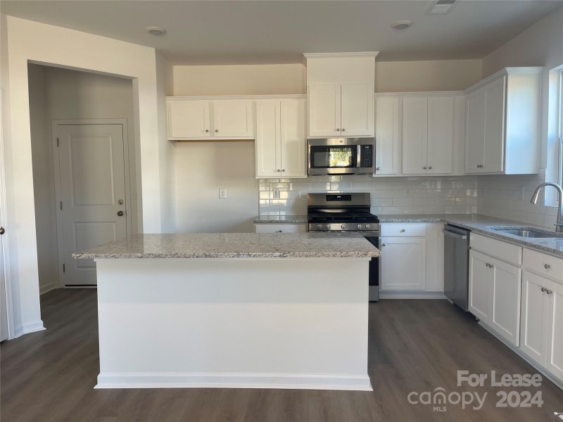 Property image 2 at 5007 Falstone Drive, Charlotte, NC 28269