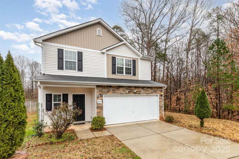 Property image 3 at 6204 Springbeauty Drive, Charlotte, NC 28227