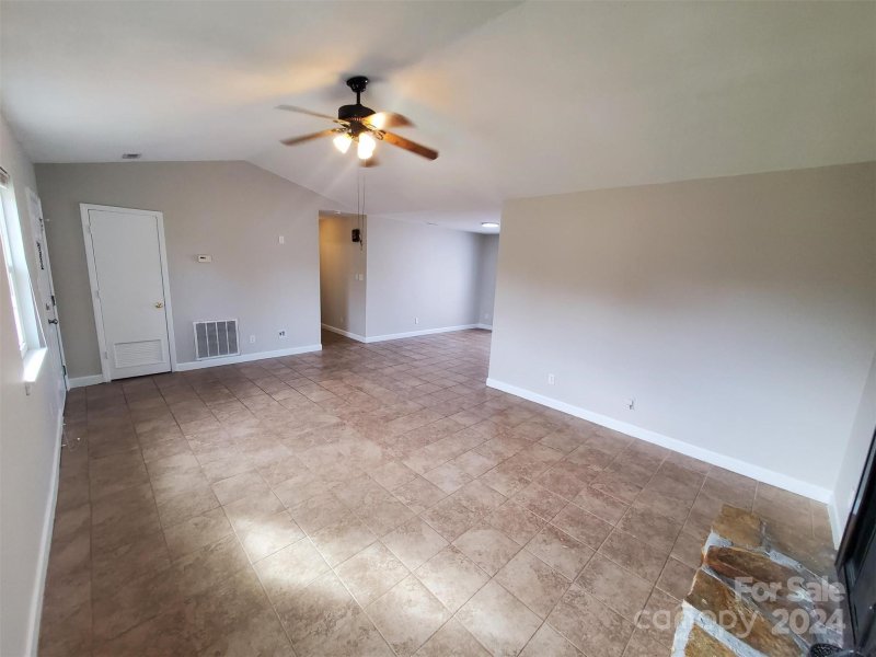 Property image 3 at 7306 Bramblewood Drive, Charlotte, NC 28217