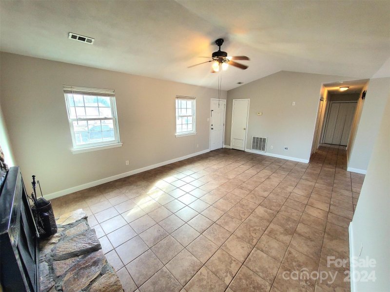 Property image 4 at 7306 Bramblewood Drive, Charlotte, NC 28217