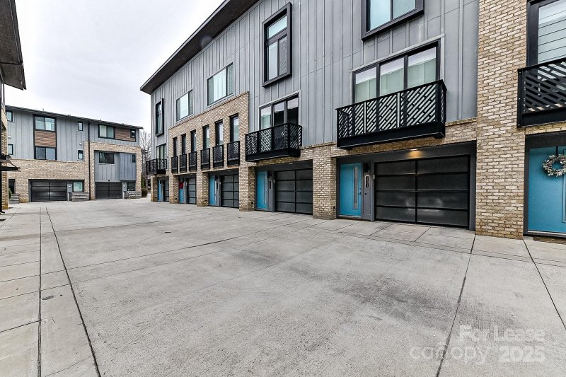 Property image 4 at 233 Domain Way, Charlotte, NC 28203