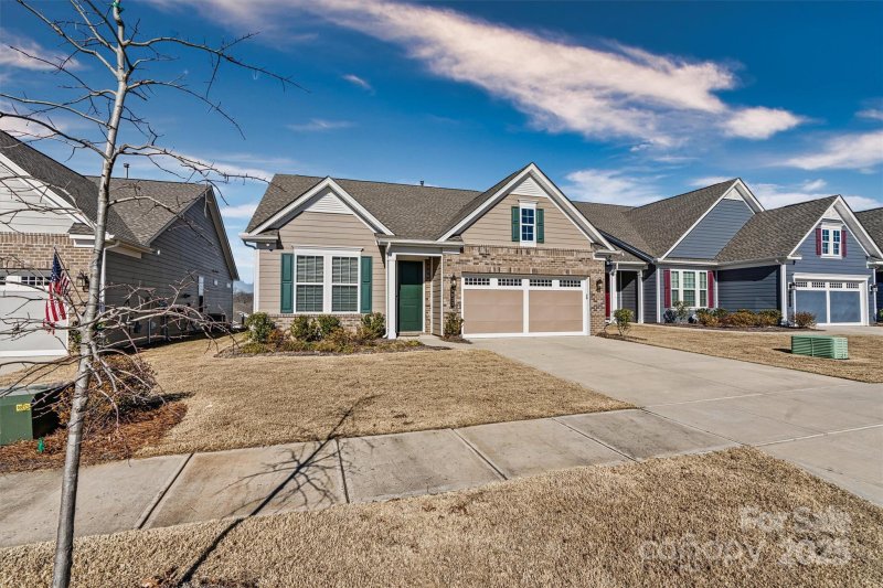 Property image 3 at 9023 Daring Court, Charlotte, NC 28215