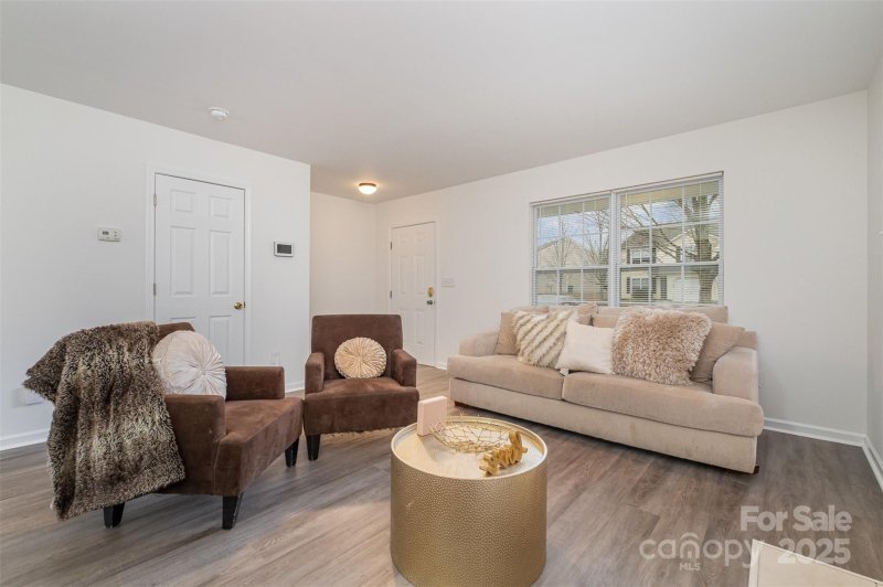 Property image 3 at 1731 Long Paw Lane, Charlotte, NC 28214