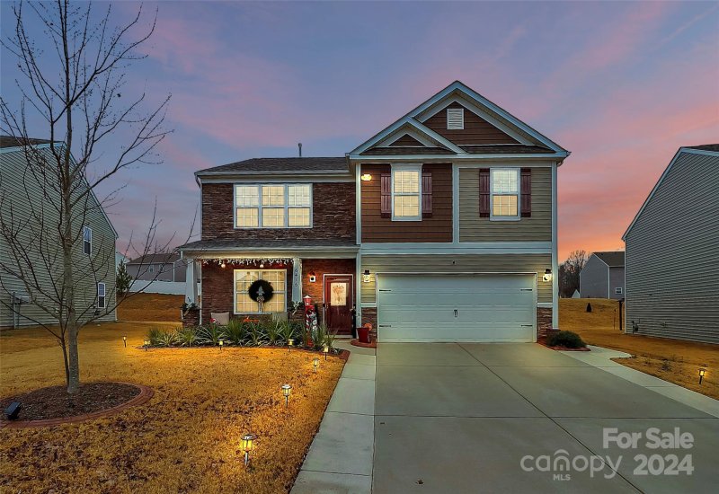 Property image 2 at 6416 Ellimar Field Lane, Charlotte, NC 28215