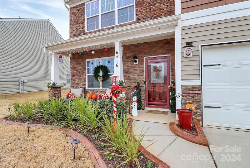 Property image 4 at 6416 Ellimar Field Lane, Charlotte, NC 28215