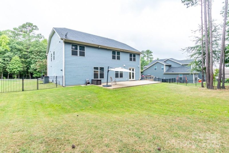 Property image 4 at 2118 Lometa Road, York, SC 29745