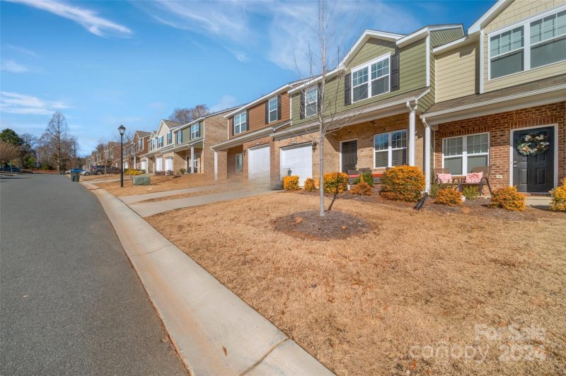 Property image 2 at 7412 Sienna Heights Place, Charlotte, NC 28213