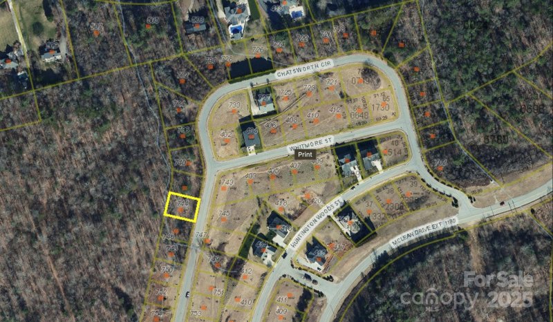 744 Chatsworth Circle