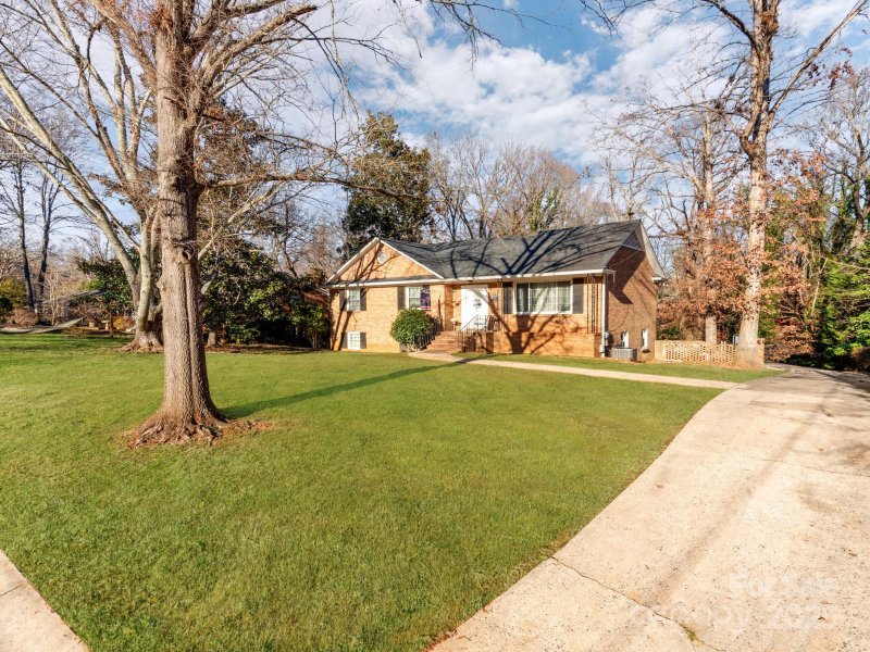 Property image 2 at 7527 Gayle Avenue, Charlotte, NC 28212