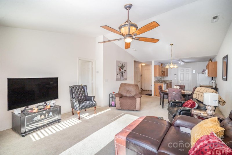 Property image 4 at 8528 Westhope Street, Charlotte, NC 28216