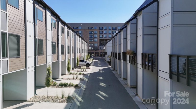 Property image 3 at 1228 Minter Place, Charlotte, NC 28203