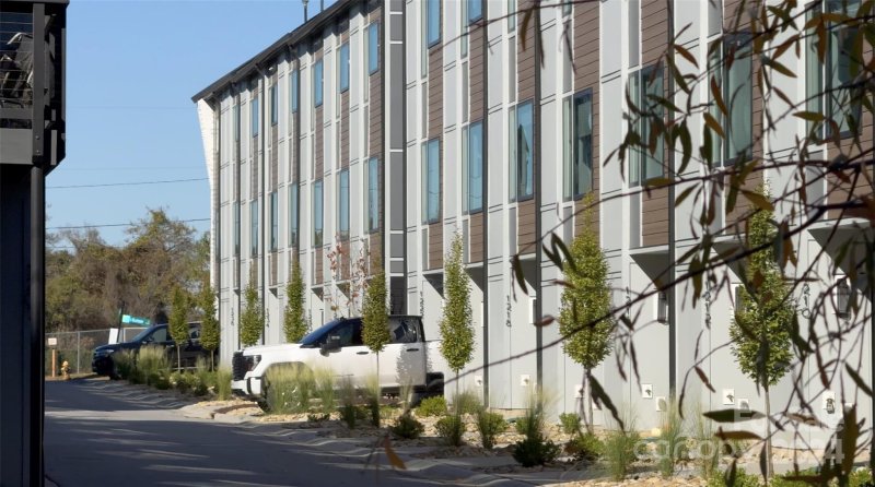 Property image 4 at 1228 Minter Place, Charlotte, NC 28203