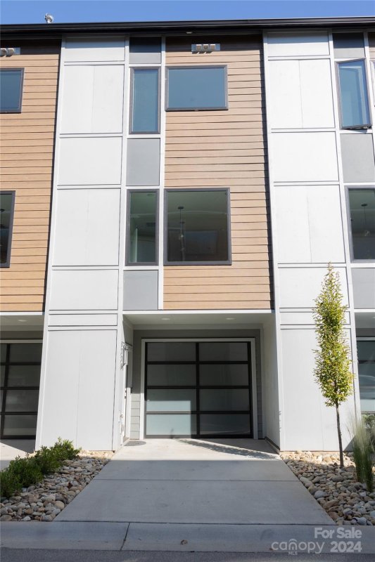 Property image 5 at 1228 Minter Place, Charlotte, NC 28203