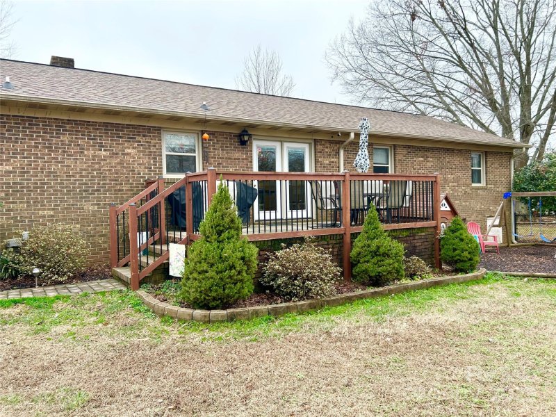 Property image 3 at 2233 Woodhurst Lane, Albemarle, NC 28001