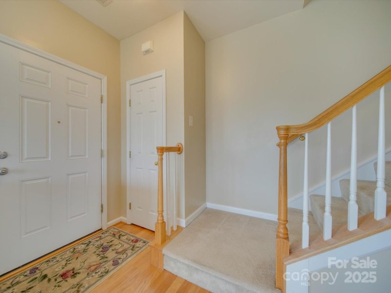 Property image 4 at 4906 Sunburst Lane, Charlotte, NC 28213