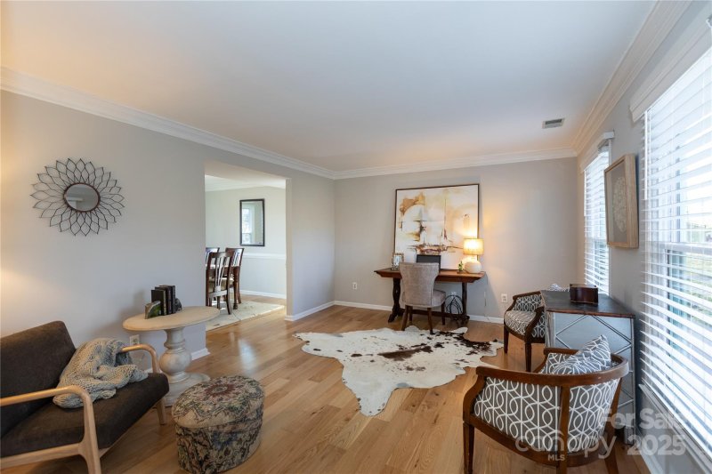 Property image 4 at 2500 Crescent Knoll Drive, Matthews, NC 28105