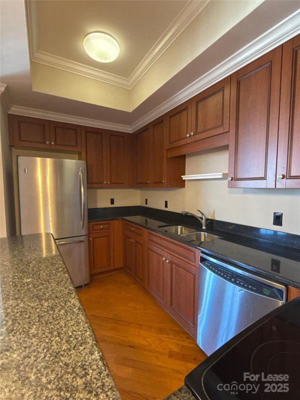 Property image 5 at 300 W 5th Street, Charlotte, NC 28202