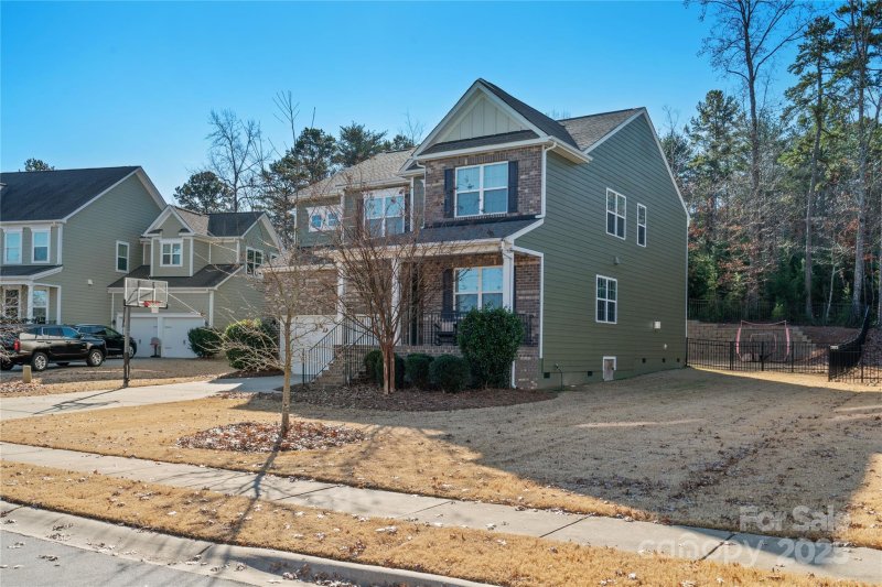 Property image 2 at 17344 Belmont Stakes Lane, Charlotte, NC 28278