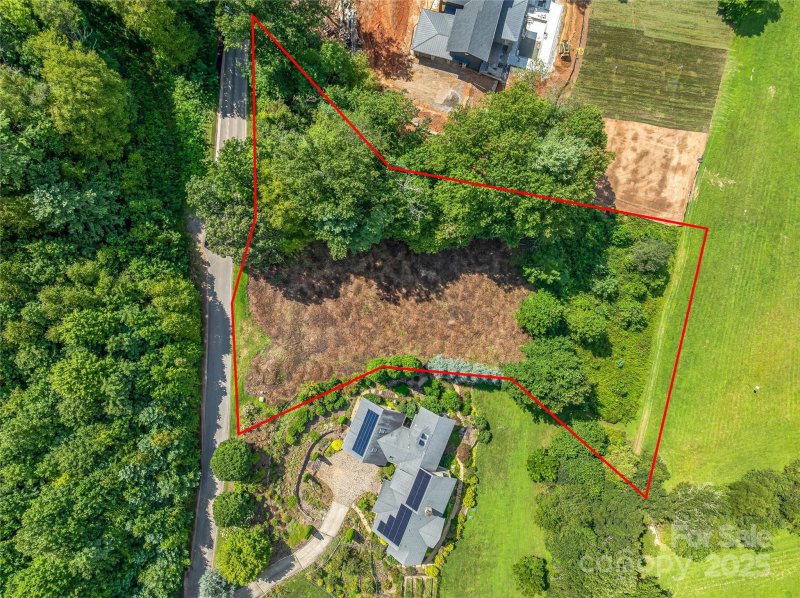 Property image 4 of 37 Bear Flower Trail in The Cliffs At Walnut Cove, Arden, NC 28704