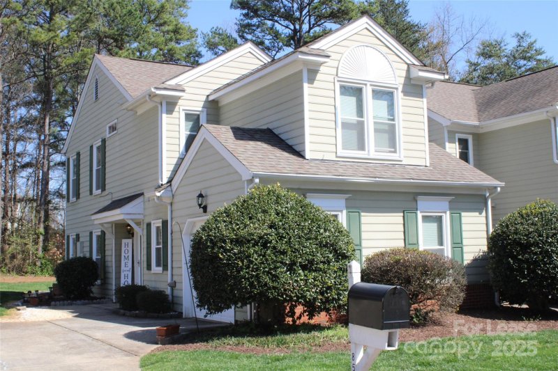 8524 Fox Chase Lane