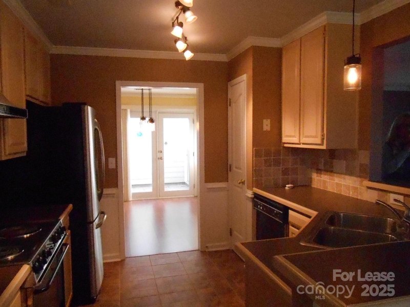 Property image 3 at 8524 Fox Chase Lane, Charlotte, NC 28269