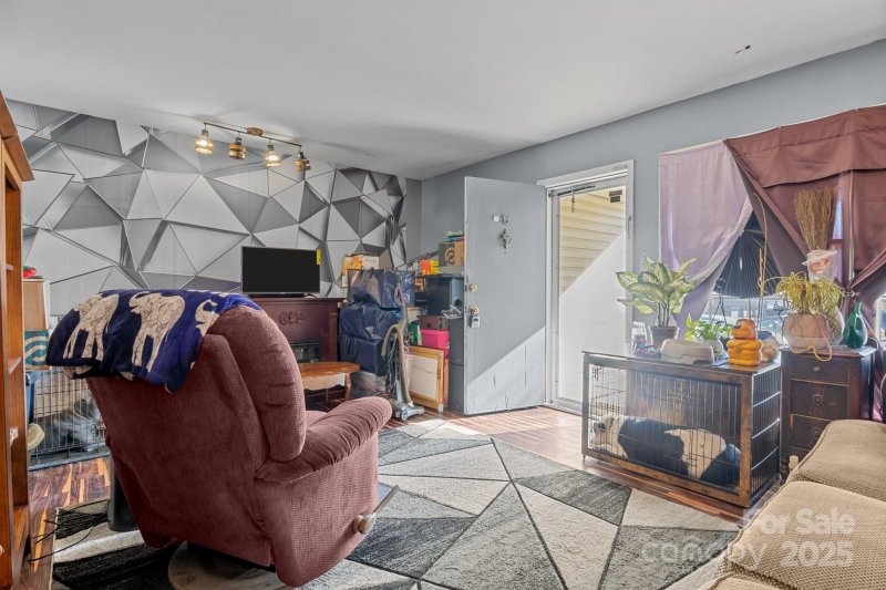 Property image 4 at 4601 Coronado Drive, Charlotte, NC 28212