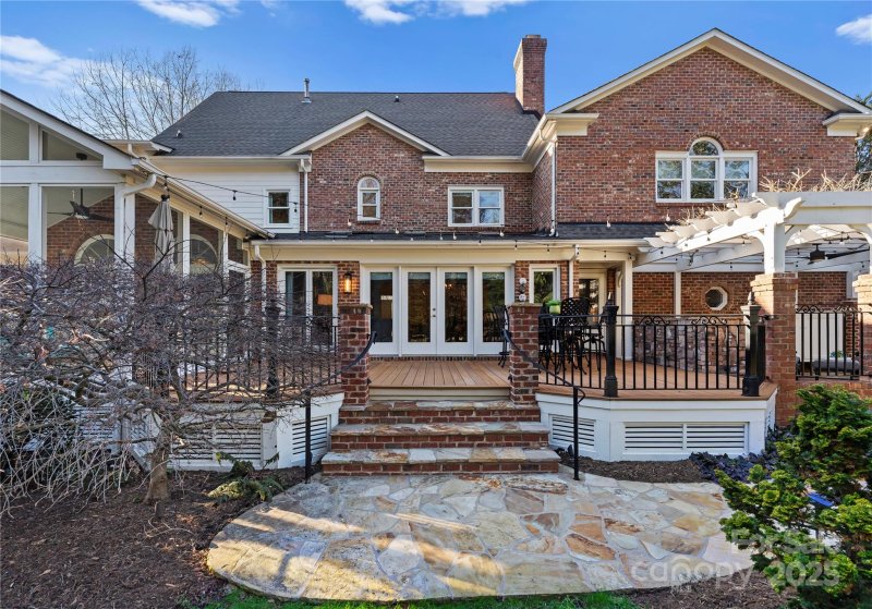 Property image 2 at 5401 Sunningdale Drive, Charlotte, NC 28277