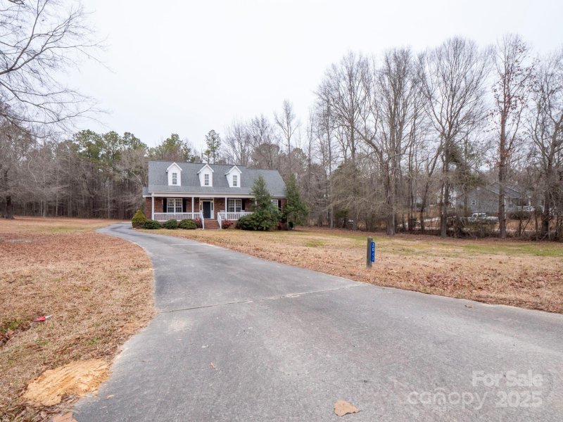 Property image 2 at 2043 Hunters Ridge Road, Lancaster, SC 29720