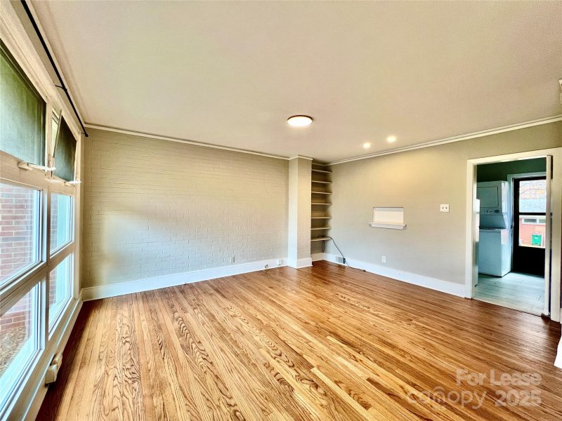 Property image 3 at 4709 Woodlark Lane, Charlotte, NC 28211