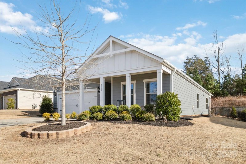 Property image 3 at 8715 Pennegrove Circle, Charlotte, NC 28214