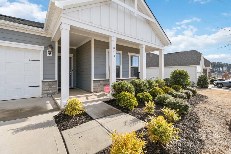Property image 5 at 8715 Pennegrove Circle, Charlotte, NC 28214