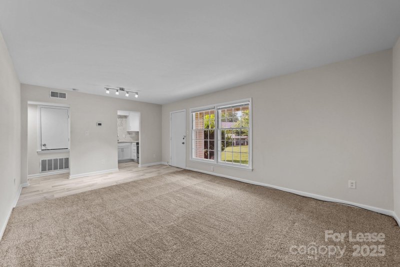 Property image 3 at 4605 Coronado Drive, Charlotte, NC 28212