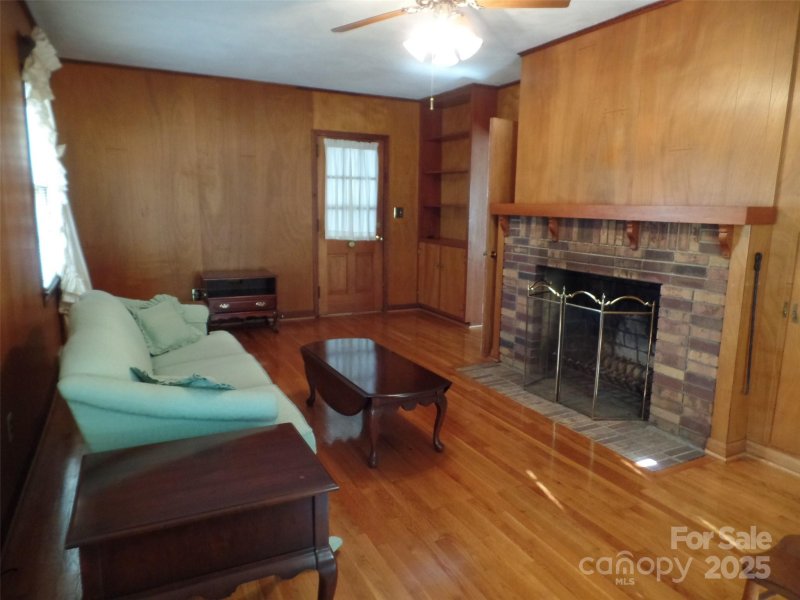 Property image 5 at 211 Walnut Avenue, Mount Holly, NC 28120