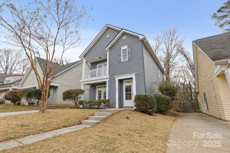 Property image 3 at 4827 Eaves Lane, Charlotte, NC 28215