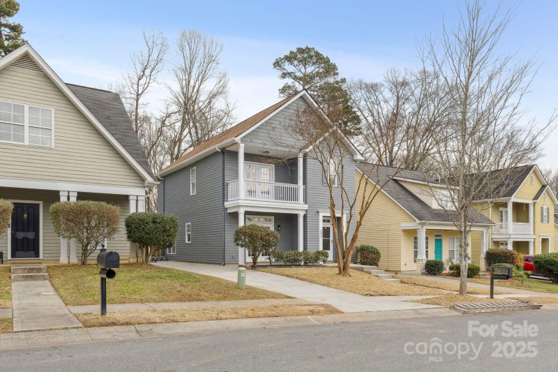 Property image 4 at 4827 Eaves Lane, Charlotte, NC 28215