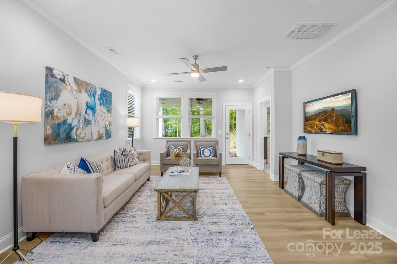 Property image 4 of 10448 Audubon Ridge Drive in Washam Potts Townhomes, Cornelius, NC 28031